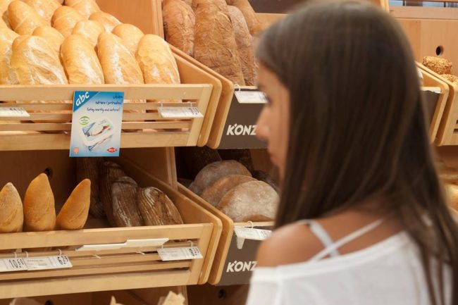 oglašavanje na sekciji kruha mandis